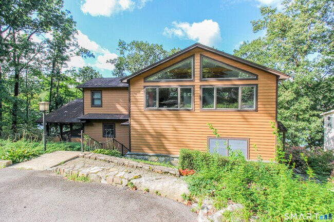 Building Photo - 34 Forty Acre Mountain Rd