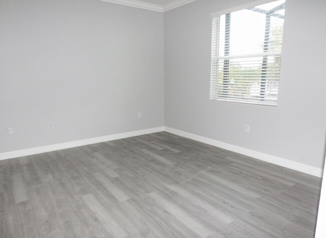 Building Photo - Shuchen Peng