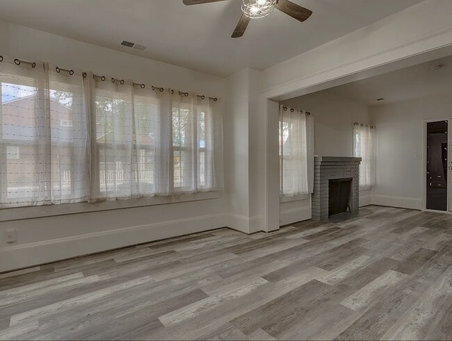 Building Photo - 1500 Watt St