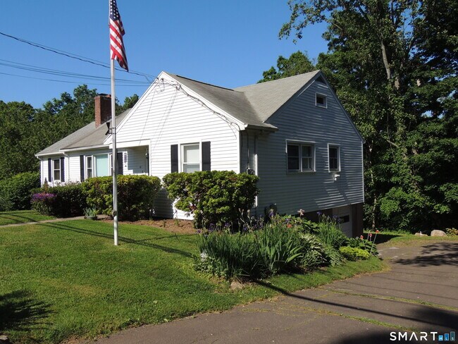 Building Photo - 87 Hotchkiss Grove Rd