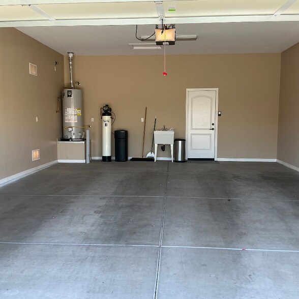 Building Photo - 12840 W Santa Ynez Dr