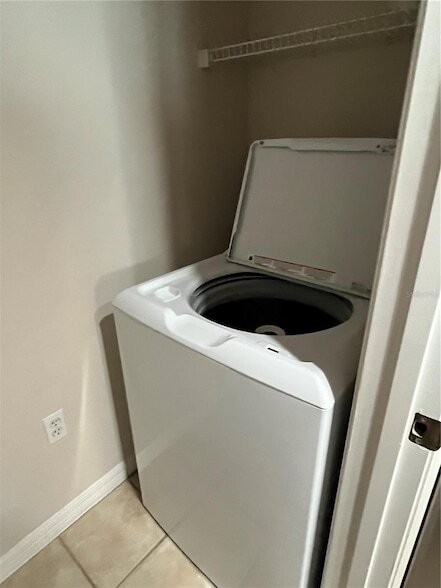 Building Photo - 1195 Villagio Cir