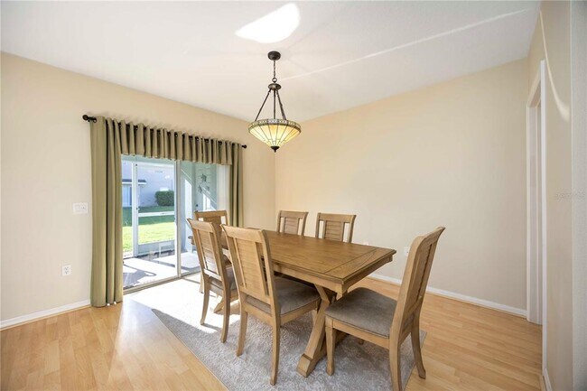 Building Photo - 6235 Flagfish Ct