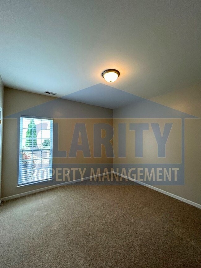 Building Photo - Beautiful 3-bedroom home!