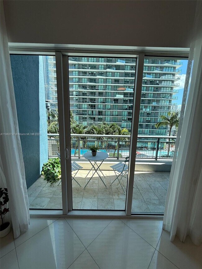 Building Photo - 60 SW 13th St