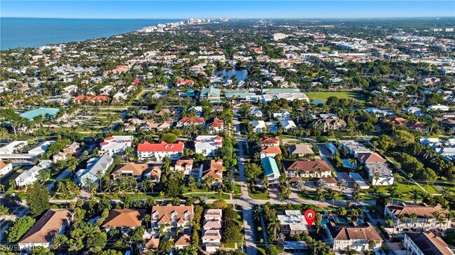 Building Photo - 514 11th Ave S