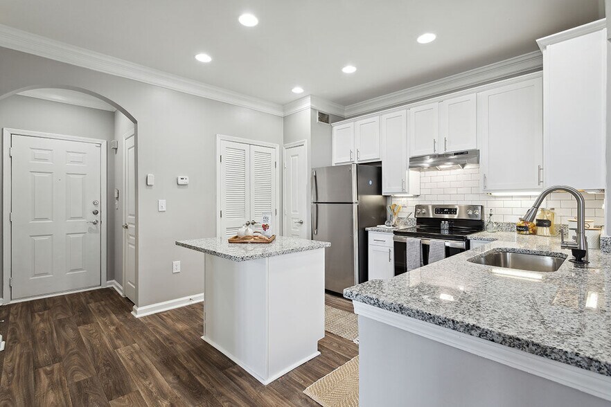 Five Oaks 1200 Montreal Rd Tucker GA 30084 Apartment Finder