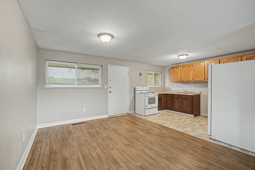 Building Photo - 4606 Winchester Dr