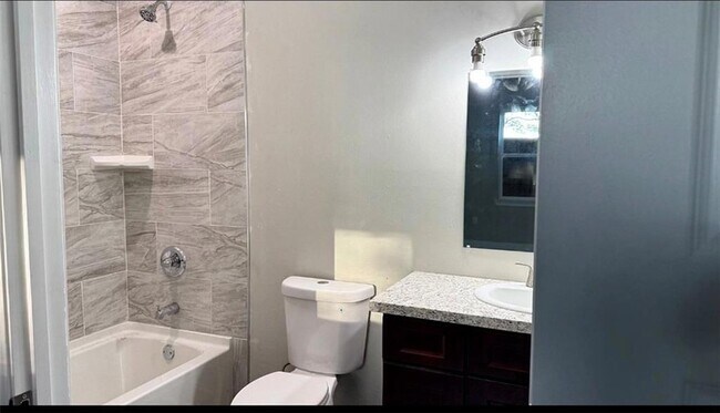 Building Photo - 7935 Read Blvd