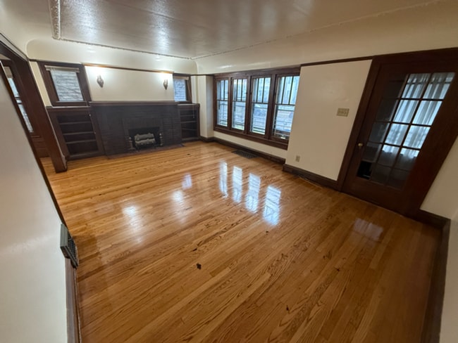 Primary Photo - 2628-2630-2630 N 48th St