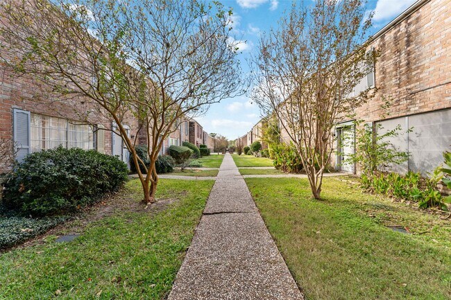 Building Photo - 4154 Belle Park Dr