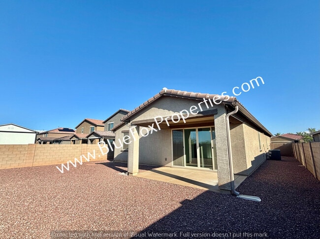 Building Photo - 21479 E Treasure Rd