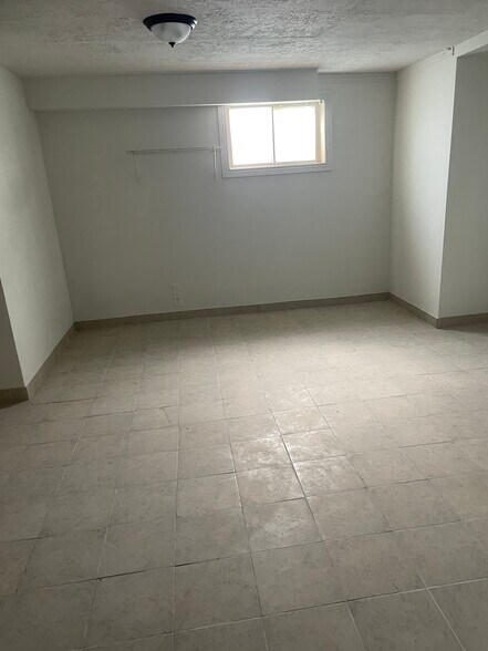 Building Photo - 473 S 380 W