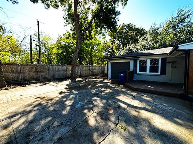 Building Photo - 5701 Carb Dr