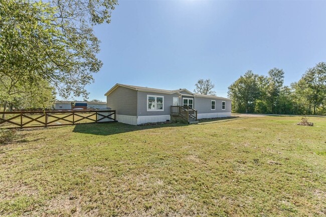 Building Photo - 1566 County Rd 610