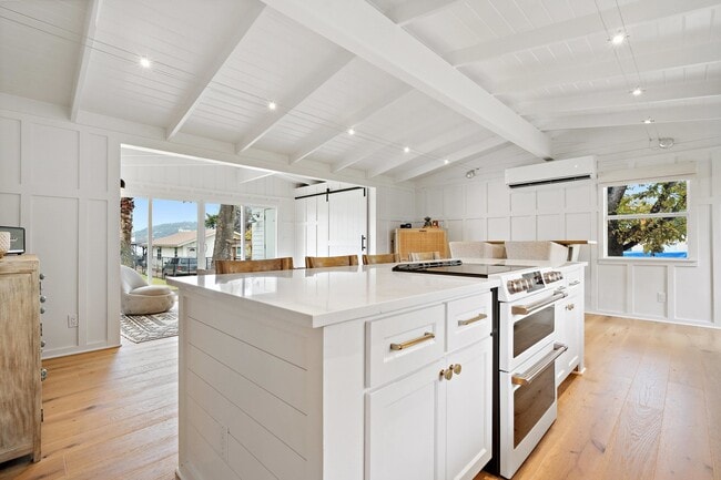 Building Photo - 316 Beach Dr