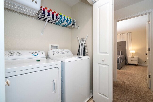 Building Photo - 3153 Pequod Pl