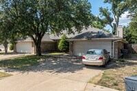 Building Photo - Garden Terrace I Duplexes