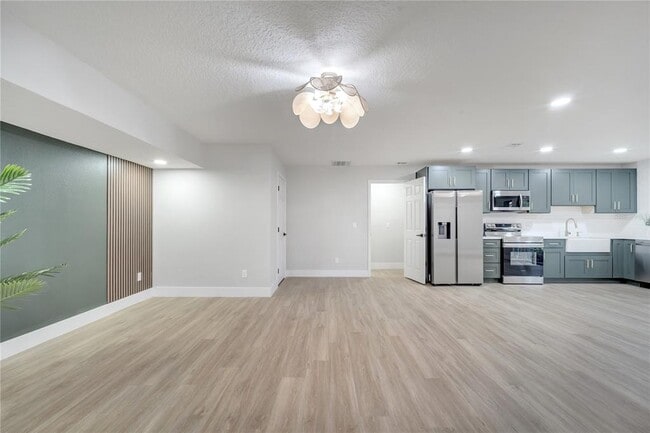 Building Photo - 7043 Carlene Dr