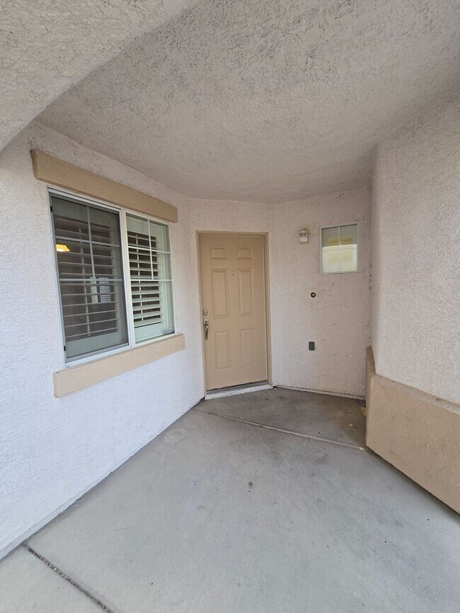 Building Photo - 816 Bow Creek Ln