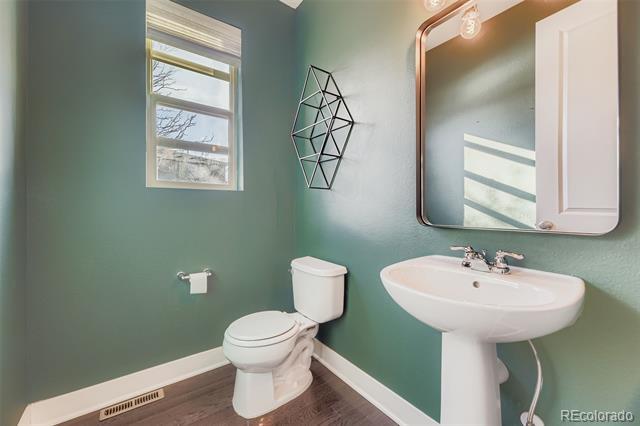 Building Photo - 539 S Upham St