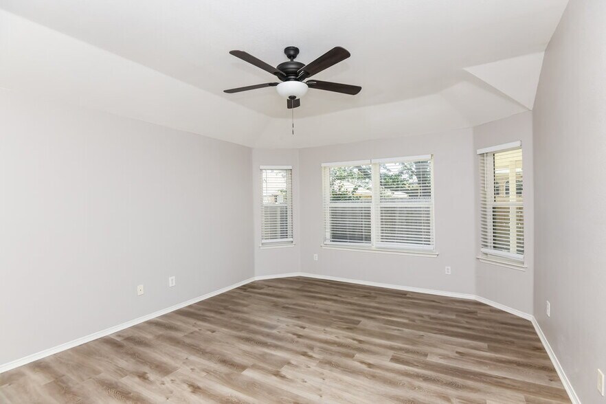 Building Photo - 415 Marybeth Dr