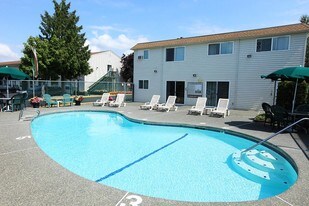 Building Photo - Century Plaza Apartment Homes