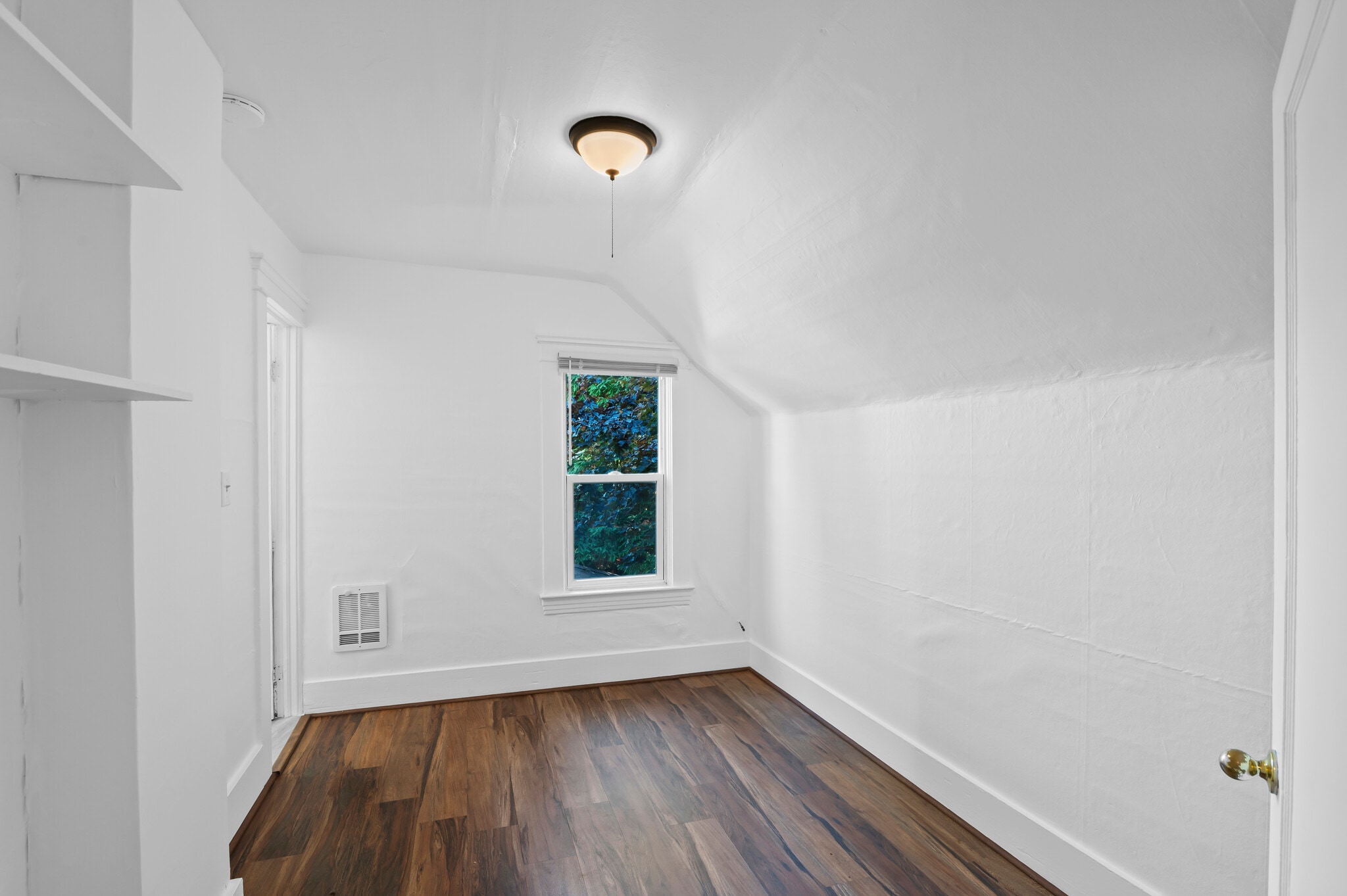 Building Photo - 3411 Lombard Ave