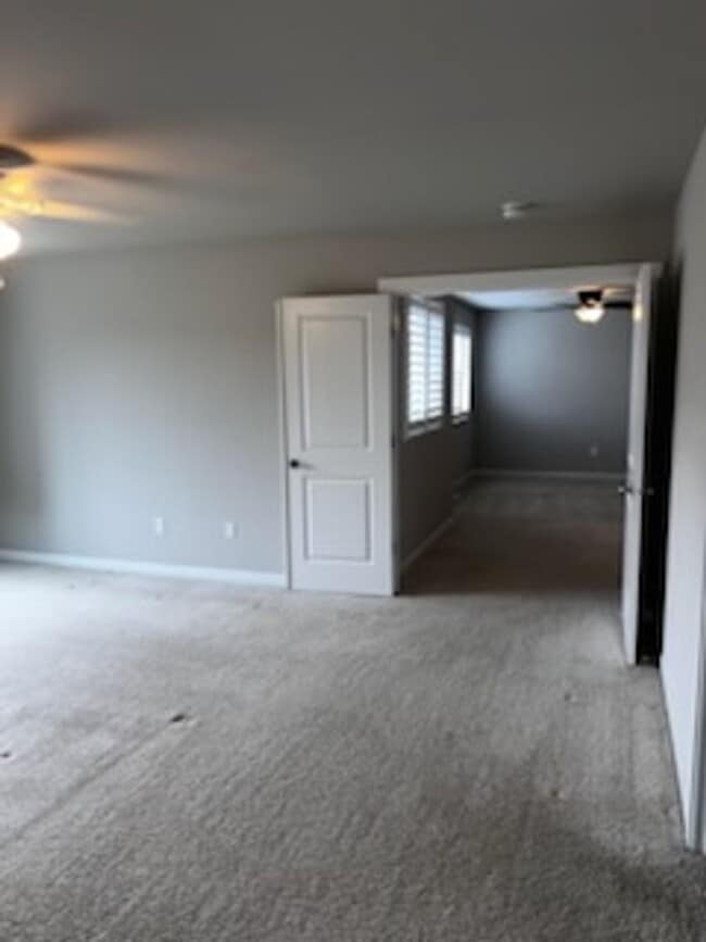 Building Photo - 5 Bedroom plus a Bonus Room in Gig Harbor