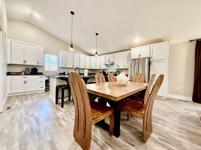 Building Photo - Bright New 5 Bedroom Ranch Retreat In West Chester