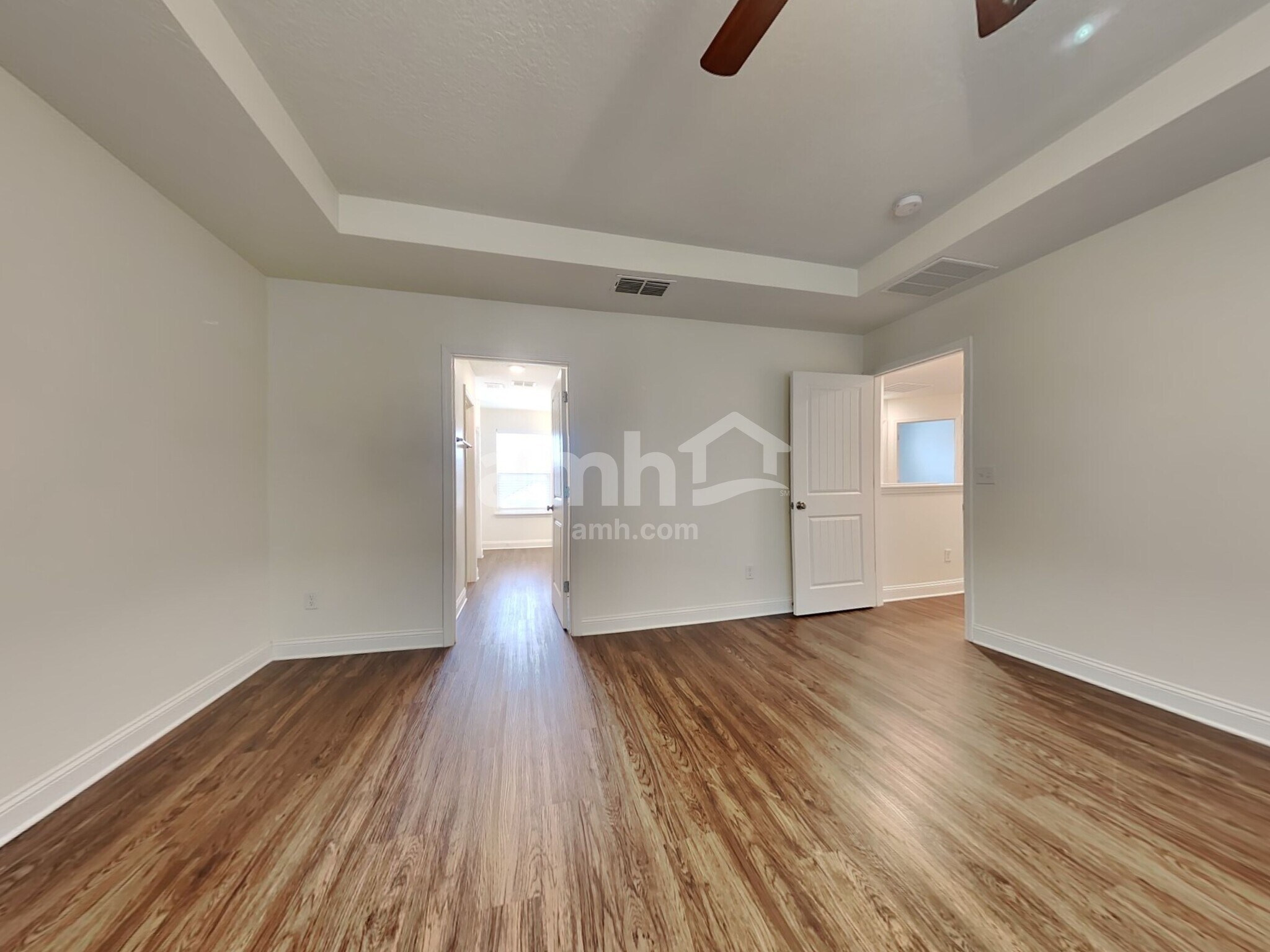 Building Photo - 3120 Creek Village Ln