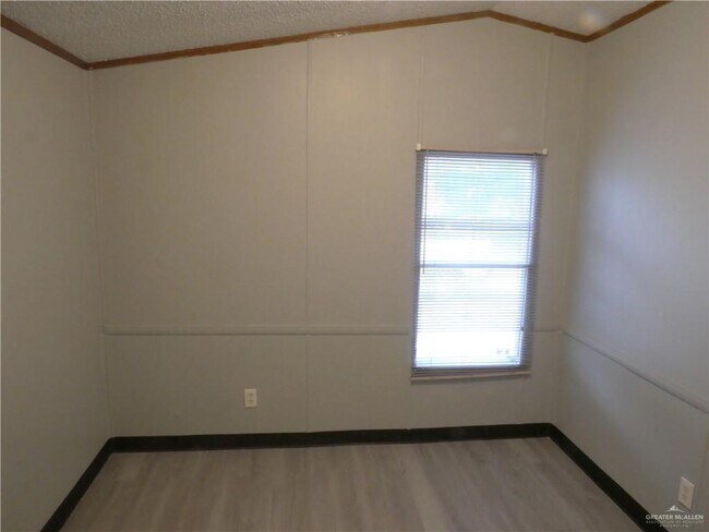 Building Photo - 36 Oliva St