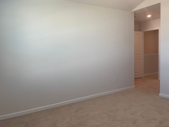 Building Photo - NEW BUILT TH In Sanford NC, Available NOW!