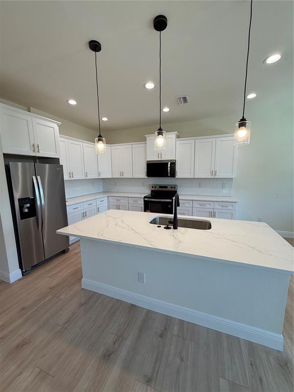 Building Photo - 26275 Explorer Rd