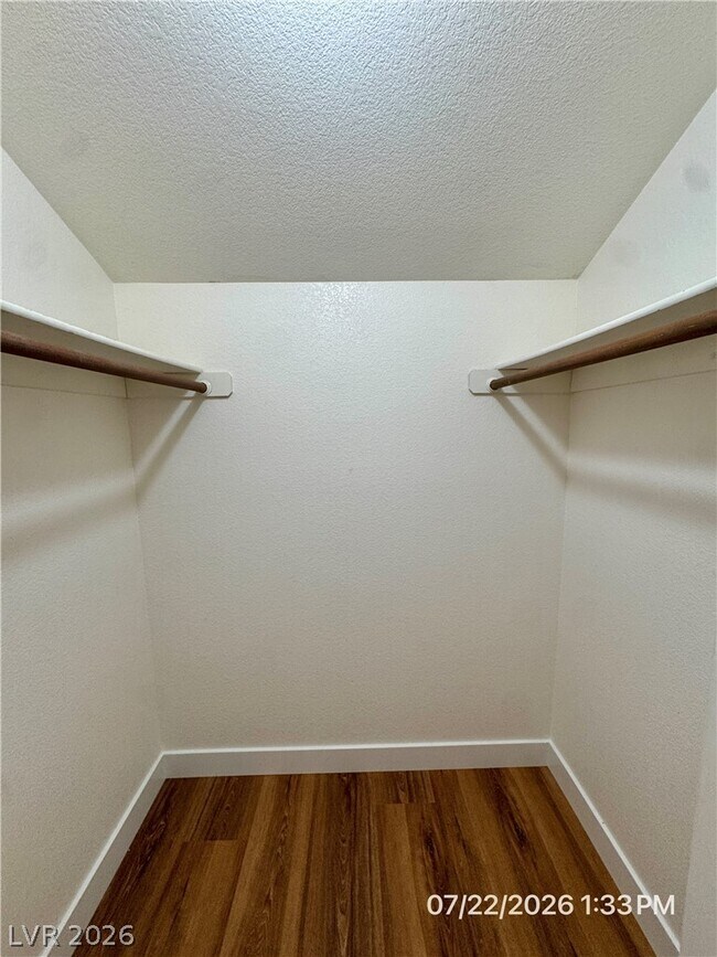 Building Photo - 1833 Sierra Hills Way