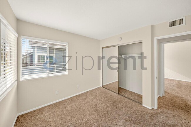 Building Photo - 26854 Claudette St