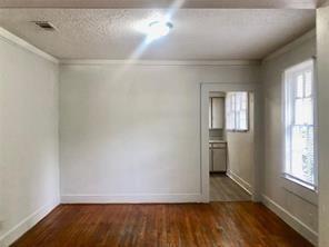 Building Photo - 131 N Carlen St