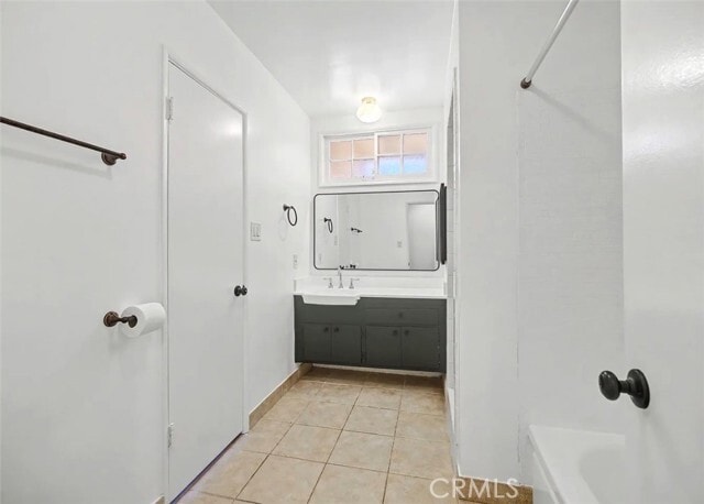 Building Photo - 4413 Canoga Dr