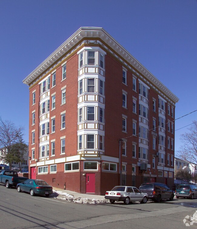 Primary Photo - 235 E Dwight St