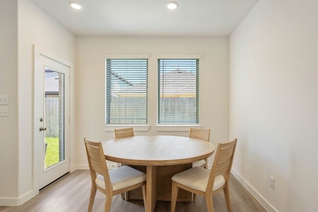 Building Photo - 17114 Pentland Hls Wy