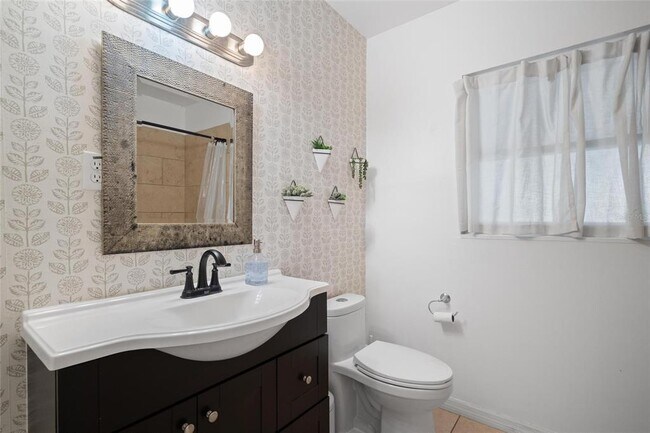 Building Photo - 4625 3rd Ave S