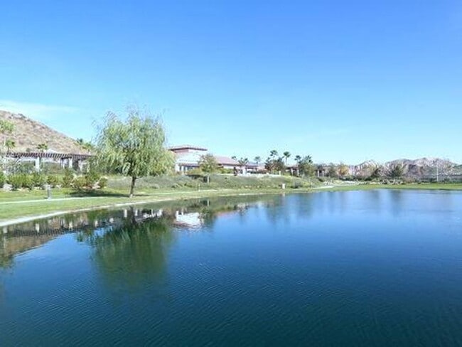 Building Photo - Stunning 3-Bedroom Home with Resort-Style ...