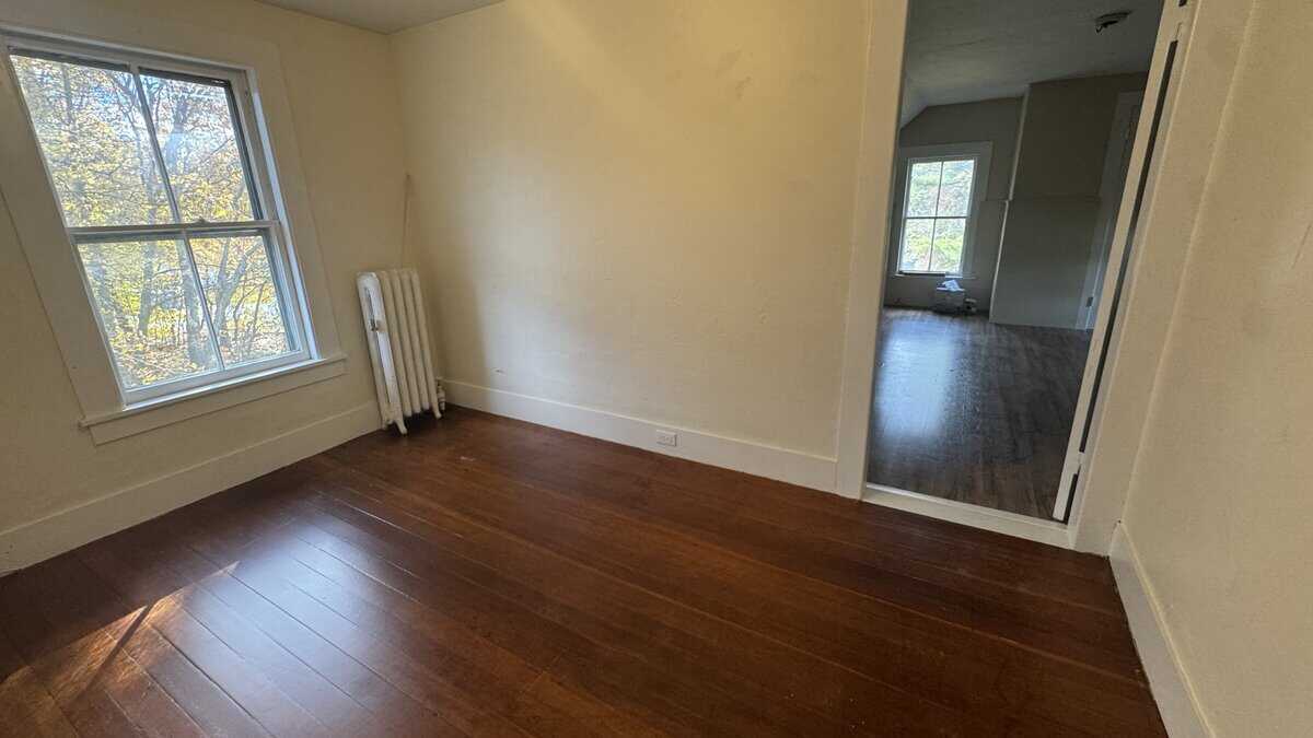 Building Photo - 34 Water Ln