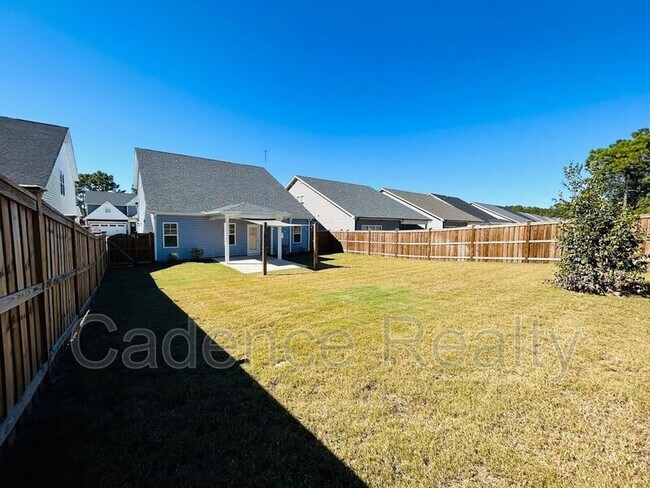 Building Photo - 3755 Spicetree Dr