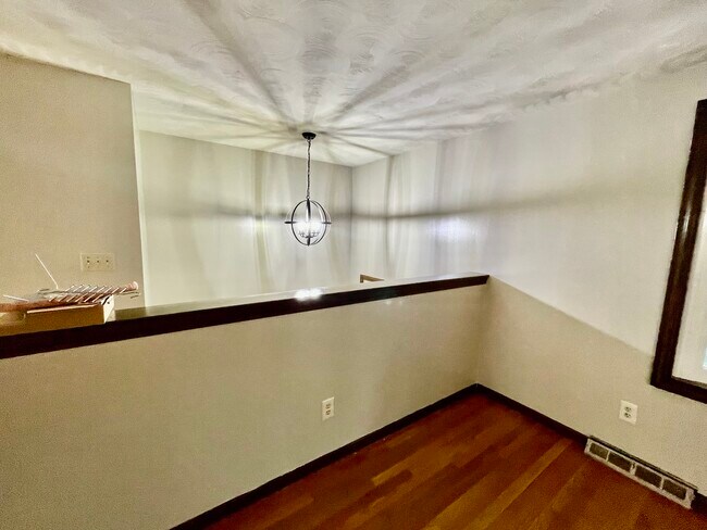 Building Photo - 30 Flynn Rd