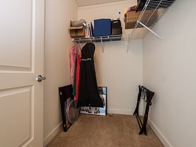 Building Photo - 450 E Waterside Dr