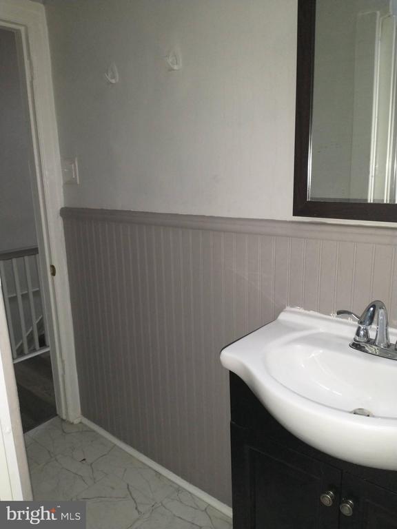 Building Photo - 6515 Germantown Ave