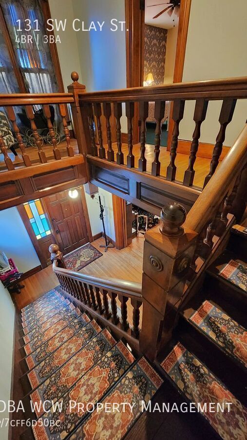 Building Photo - 131 SW Clay St