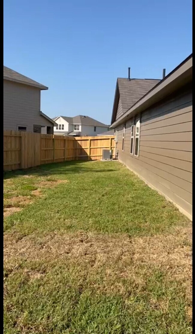 Building Photo - 18757 Wembley Vis Trl