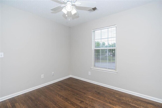 Building Photo - 3272 Peach Ct